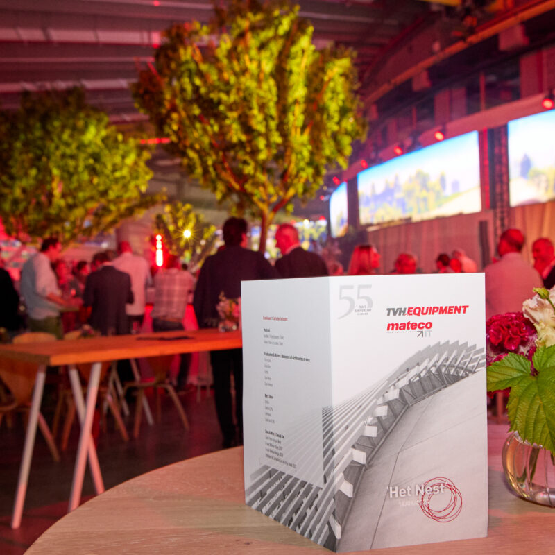 Opening Het Nest 198